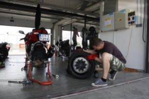 Box Bridgestone Battlax S21 m