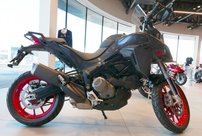 ducati multistrada v2s model 2022