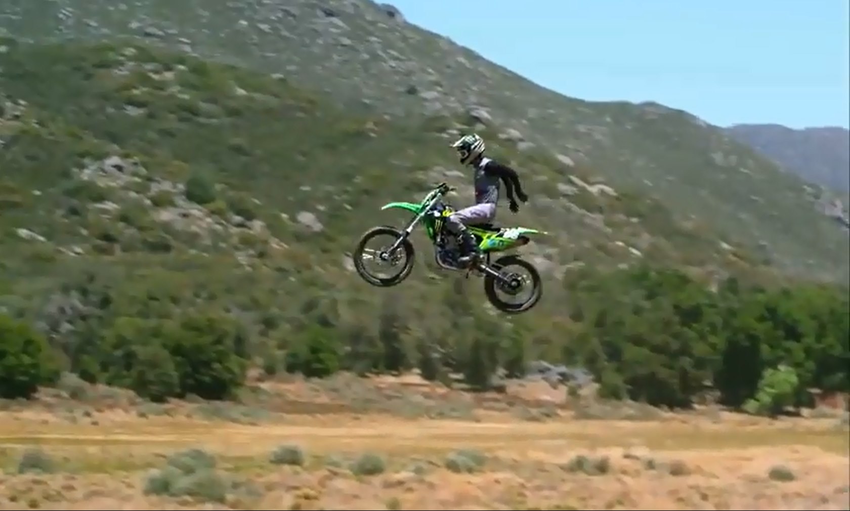 Zdjęcia Axell Hodges w akcji Axell Hodges i motocrossowy raj