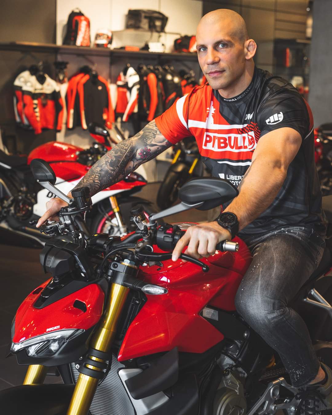 Zdjęcia damian janikowski wywiad dla scigacz pl Damian Janikowski